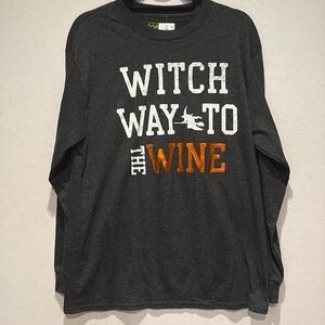 Modern Lux - Women's Halloween long sleeve t-shirt. Size XL. NWT. Witch Wine